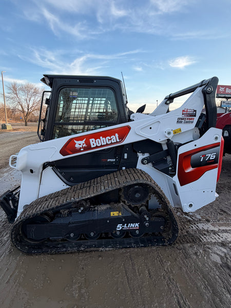 2022 Bobcat T76